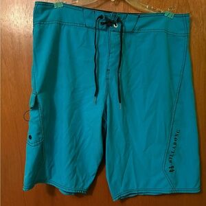 Men’s Billabong Turquoise Board Shorts US 33